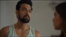 Moon walk - Season 01 Episode 06